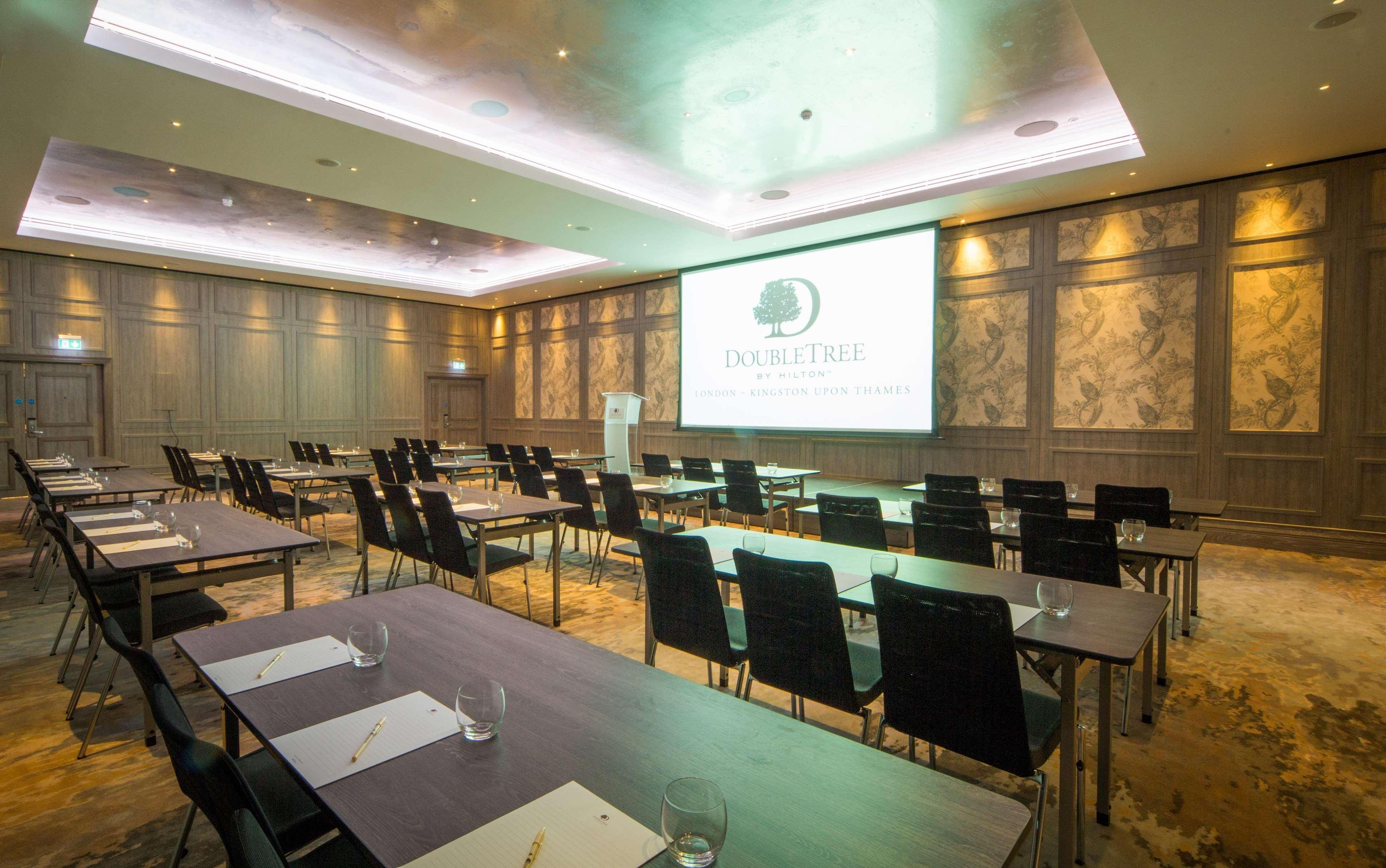 Doubletree By Hilton London Kingston Upon Thames Hotel Kingston upon Thames  Exterior photo