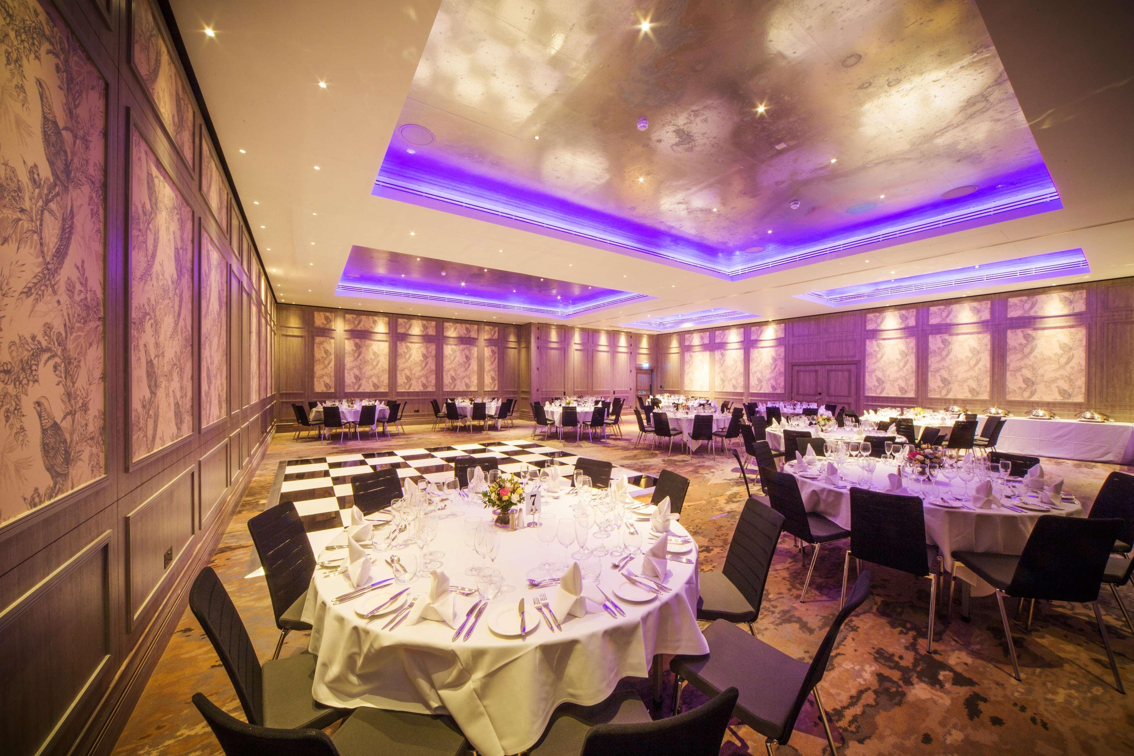 Doubletree By Hilton London Kingston Upon Thames Hotel Kingston upon Thames  Exterior photo